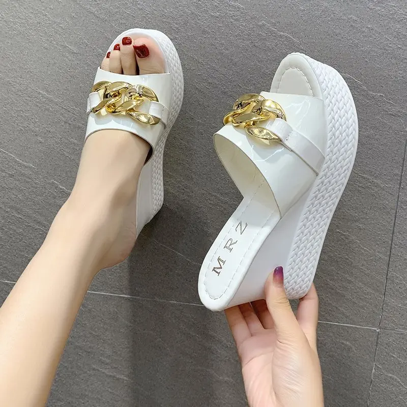 

Summer Metal Chain Wedge Slippers Women Open Toe Chunky Platform Slides Woman Comfortable Soft Bottom Beach Shoes