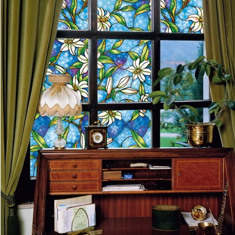 Витражное окно с изображением лилии статическая пленка непрозрачная несколько