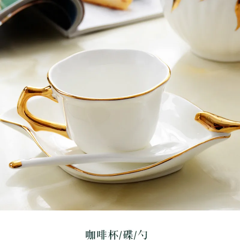 Креативная белоснежная керамическая кофейная чашка с ложкой чайная белая и
