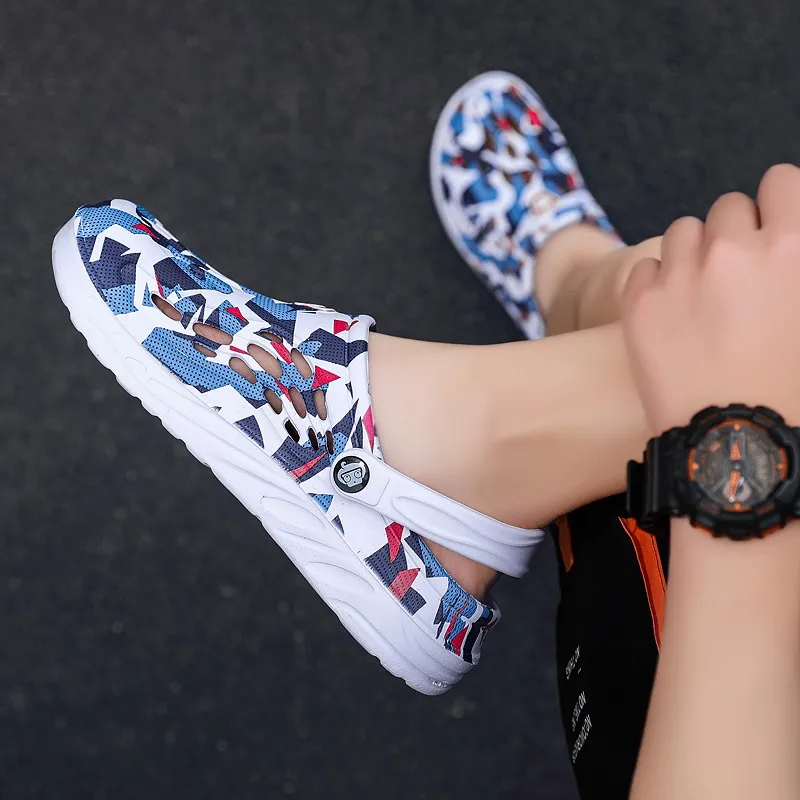 

2021 New Fashion Sandals Men Slippers Soft Bottom Beach Sandals Men Summer Sandals Male Comfortable Breathable Zapatos Hombre