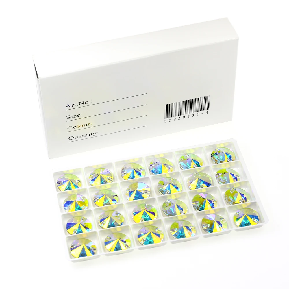 Хрустального кабошона Rivoli с украшением в виде кристаллов на горном хрустале