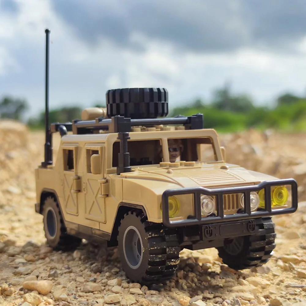 

Конструктор Военный автомобиль Монтессори детские игрушки солдатик оружие Модель Hummers Блоки Игрушки для мальчиков подарки Лего Техник
