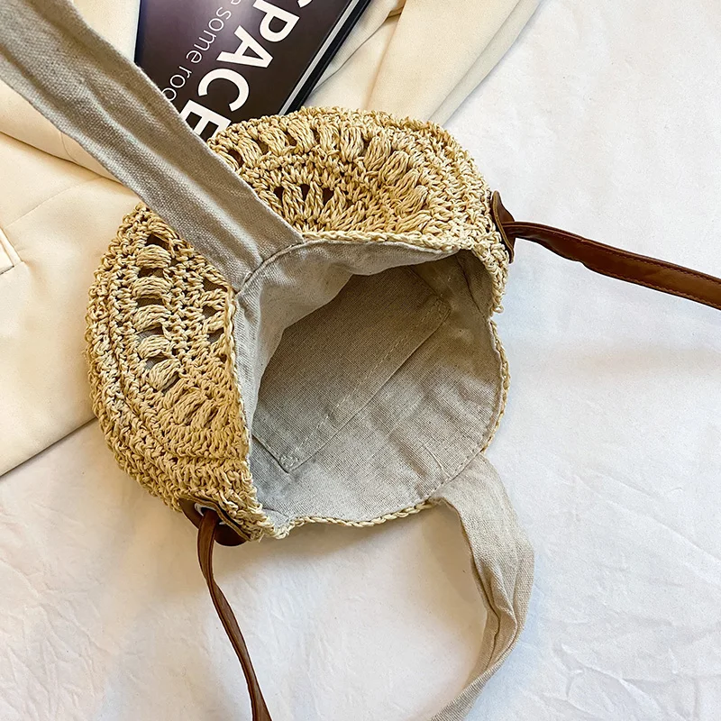 

Straw Shoulder Bags for Women Rural style Circle Messenger Bags 2021 New Fashion Crossbody Bags Classic Knitting Packages