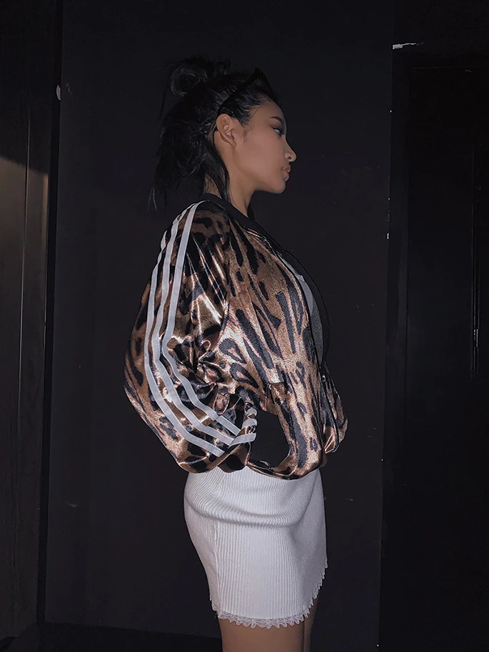 2019 Новая модная повседневная женская одежда леопардовое пальто свободная поп