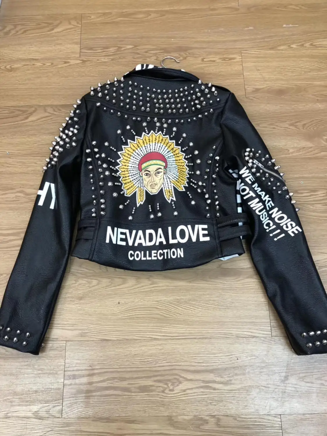 

Coats & Jackets