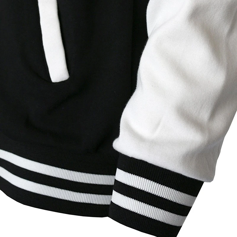 

Hoodies & Sweatshirts