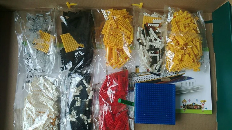 

1860pcs RMS titanic Model large cruise Ship/boat diy Building Diamond Blocks classics Toy exhibition/collection Gift for kids