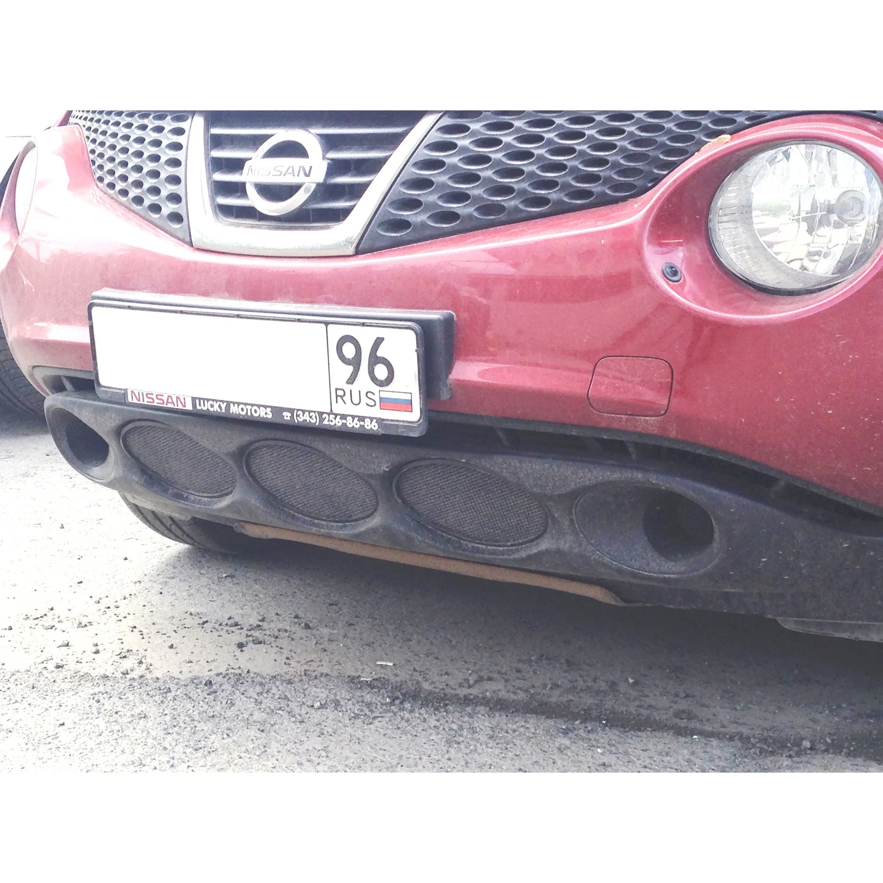 Защитная сетка на решетку радиатора Nissan Juke 2010-2014 защита от насекомых и камней |