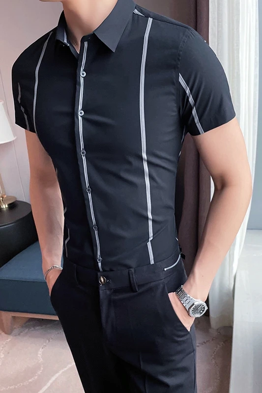 

Striped 2021 Summer Shirts Men Short Sleeve Slim Casual Shirt British Style Business Formal Dress Shirts Office Social Clothing