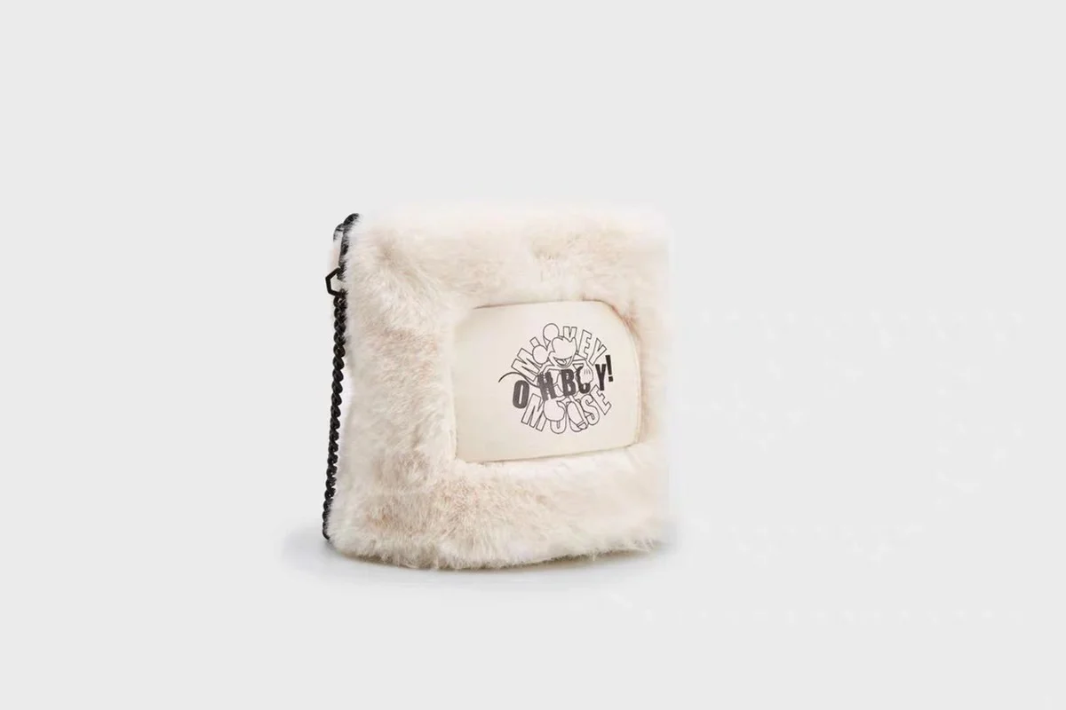 

2021 Winter New Bucket bags Plush Cute Chain Handbags Messenger bags