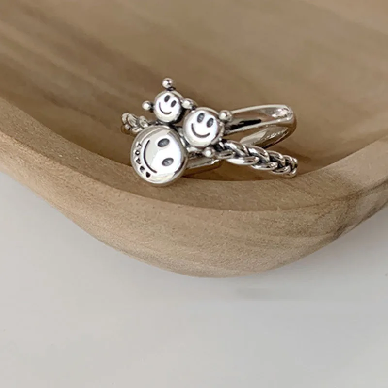 

MEYRROYU 925 Sterling Silver Korean Women Creative Fashion Smile Ring Thai Silver Jewelry Eyes Retro Jewelry Wholesale