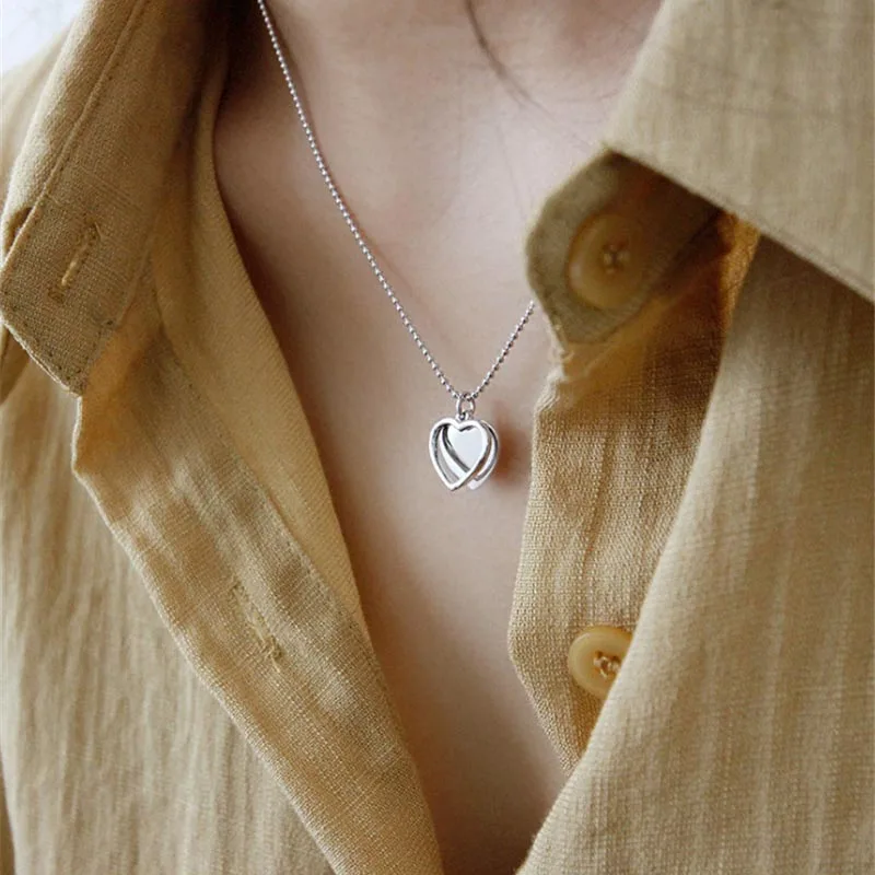 

MEYRROYU Sterling Silver Two Love Heart Pendant Necklace For Women Creative Design Glossy Sweet Gold Silver Jewelry Gift Andywen