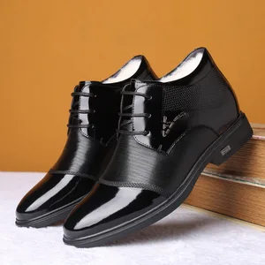 Новые зимние ботинки для мужчин; Обувь из натуральной кожи; Теплые плюшевые мужские ботильоны на холодную зиму; Черные Нескользящие ботинки; A2558