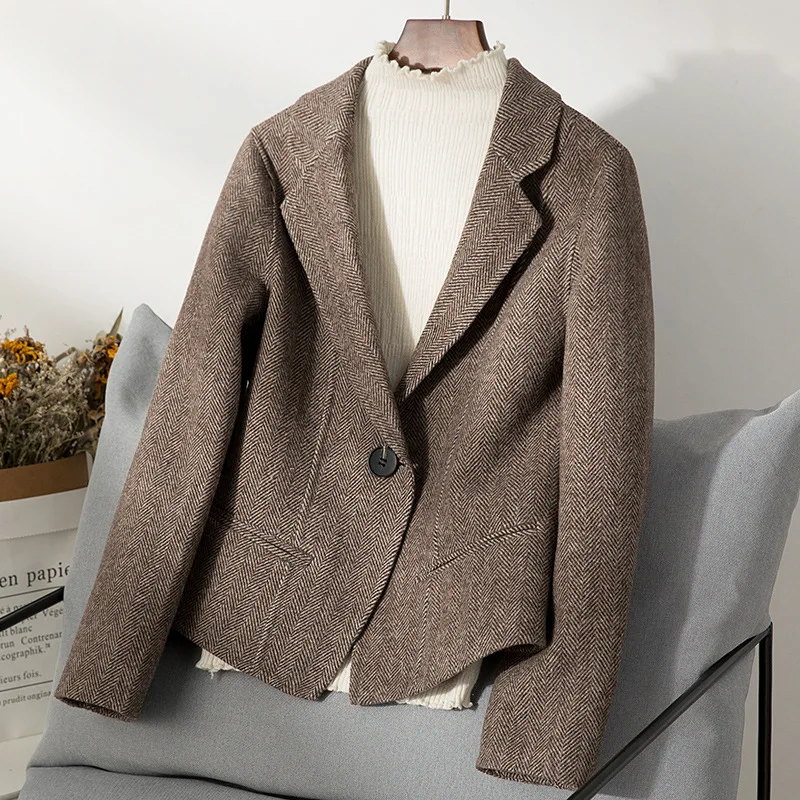 Женский шерстяной твидовый двусторонний приталенный осенне-зимний короткий