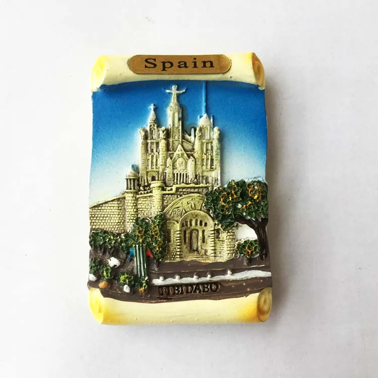 

QIQIPP Barcelona, Spain tourist souvenirs hand-painted crafts magnetic paste refrigerator attached to the hand salute