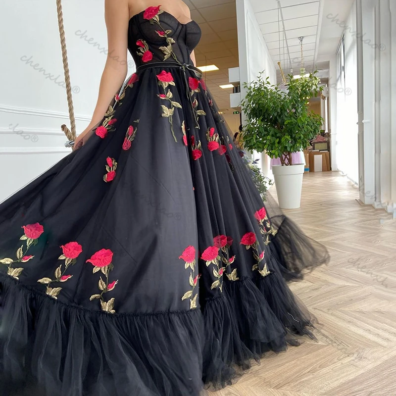 

Prom Dress Strapless Tube Top Prom Sweetheart Dress Flower Applique Beautiful Princess Dress Tulle Lace Backless Evening Dress