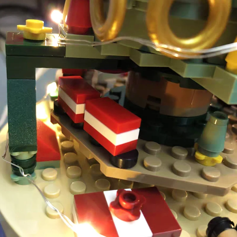 

Creator series Colorful Christmas Tree Building Blocks Rotating Music Box 3D Modle Bricks Assembled Toy For Boy Christmas Gift