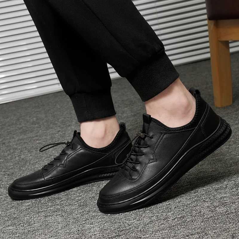spesifikasi Baru Asli Kulit Pria Sepatu Pria Sneakers High Quality Lace-Up Solid Fashion Pria Sepatu Ankle Hitam Mewah Pria Handmade Sepatu