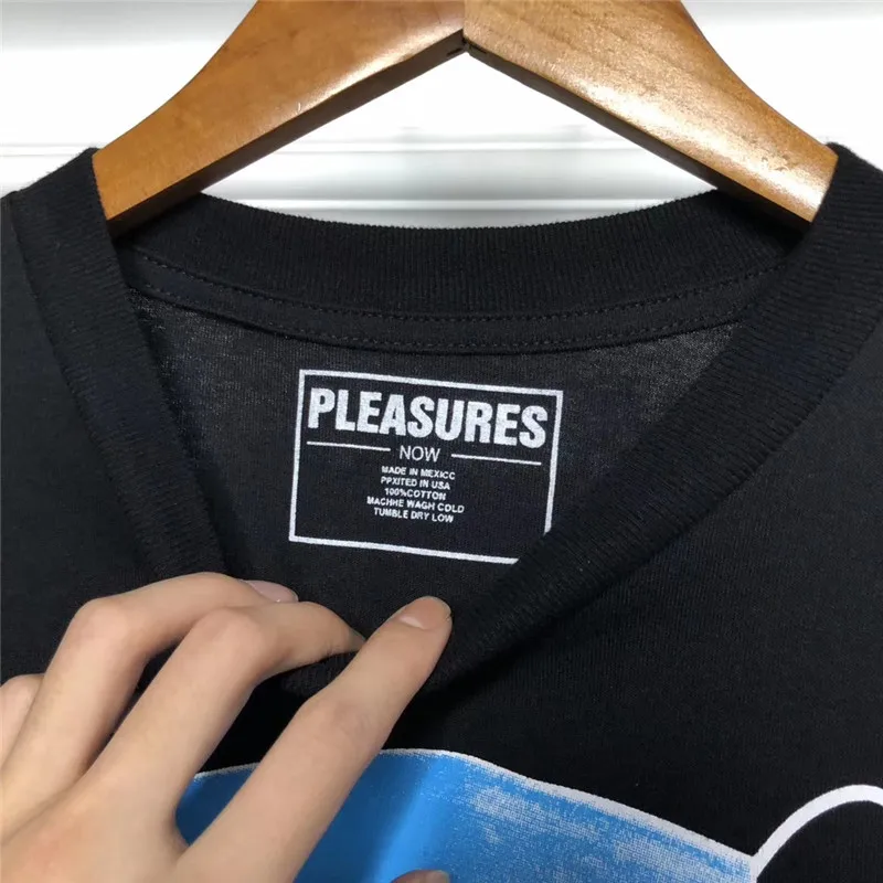 

Pleasures T-Shirt Men Women Streetwear Pleasures T Shirt