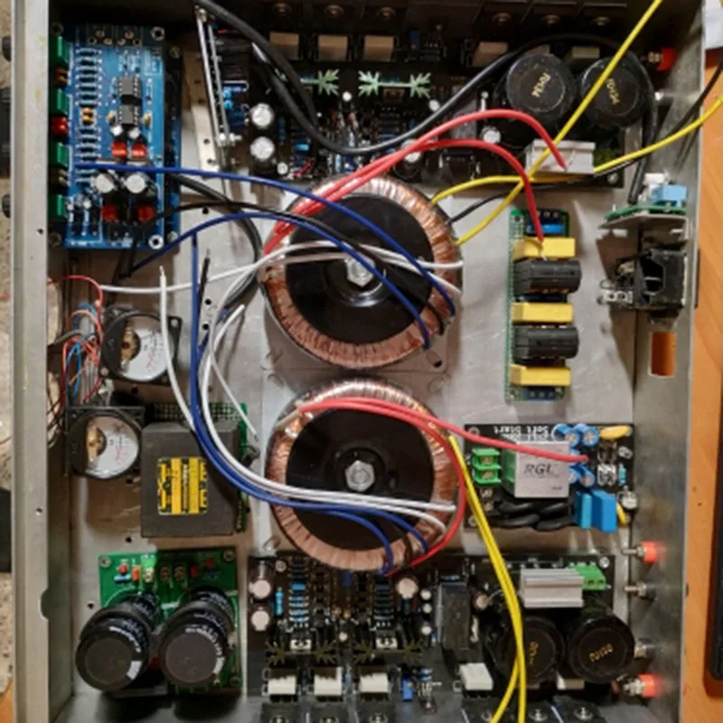 

Dual Ac 28V 12V Single 12V 200W Transformer for Preamplifer Amplifer Tone Board Used 220V