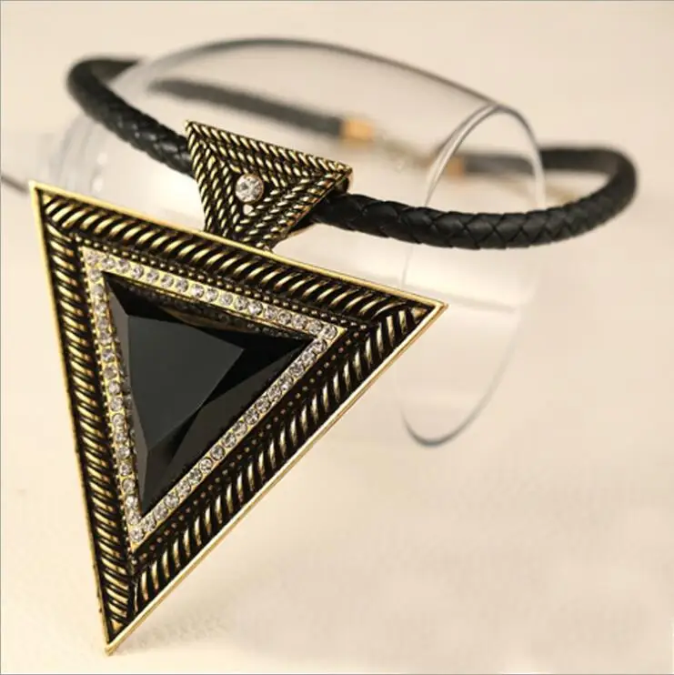 YLN310E Vintage Big Black Triangle Statement Necklace Women Boho Crystal Maxi Necklace Collier Turkish Jewelry Accessory Gifts - Окраска металла: YLN310E