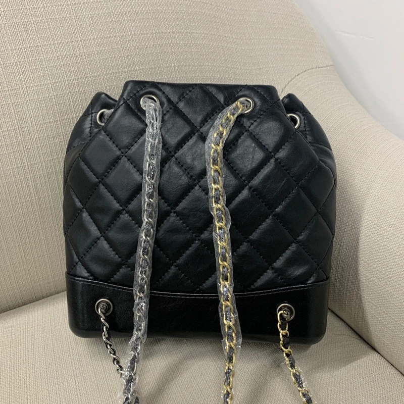 

DOYUTIG Brand Classical Women's Genuine Leather Backpack Girl Real Cow Leather White / Black Color Rhombic Pattern Knapsack F767