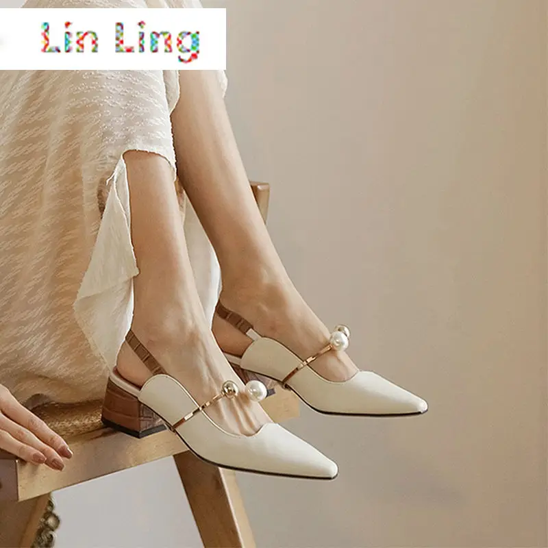 

2021 Summer New Women's Leather Sandals Retro Square Toe Pearl Ankle Ring Closed Toe Low Heel Sandals Korean Style