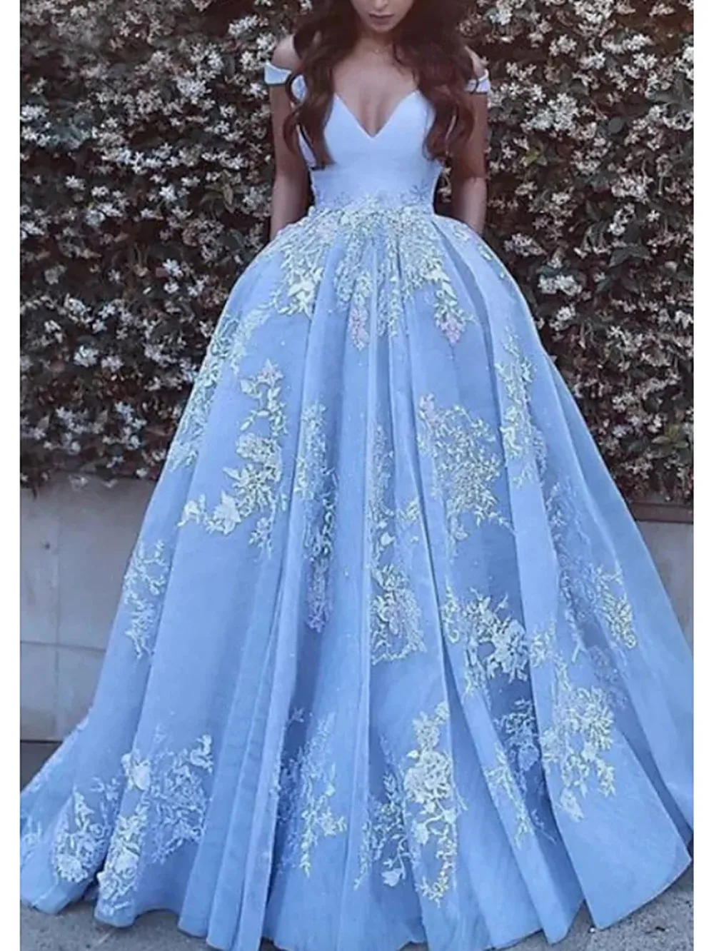 

Ball Gown Luxurious Floral Quinceanera Formal Evening Dress Off Shoulder Short Sleeve Chapel Train Tulle with Pleats Appliques 2