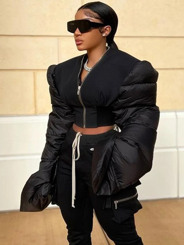 Женская куртка с длинным рукавом на молнии |