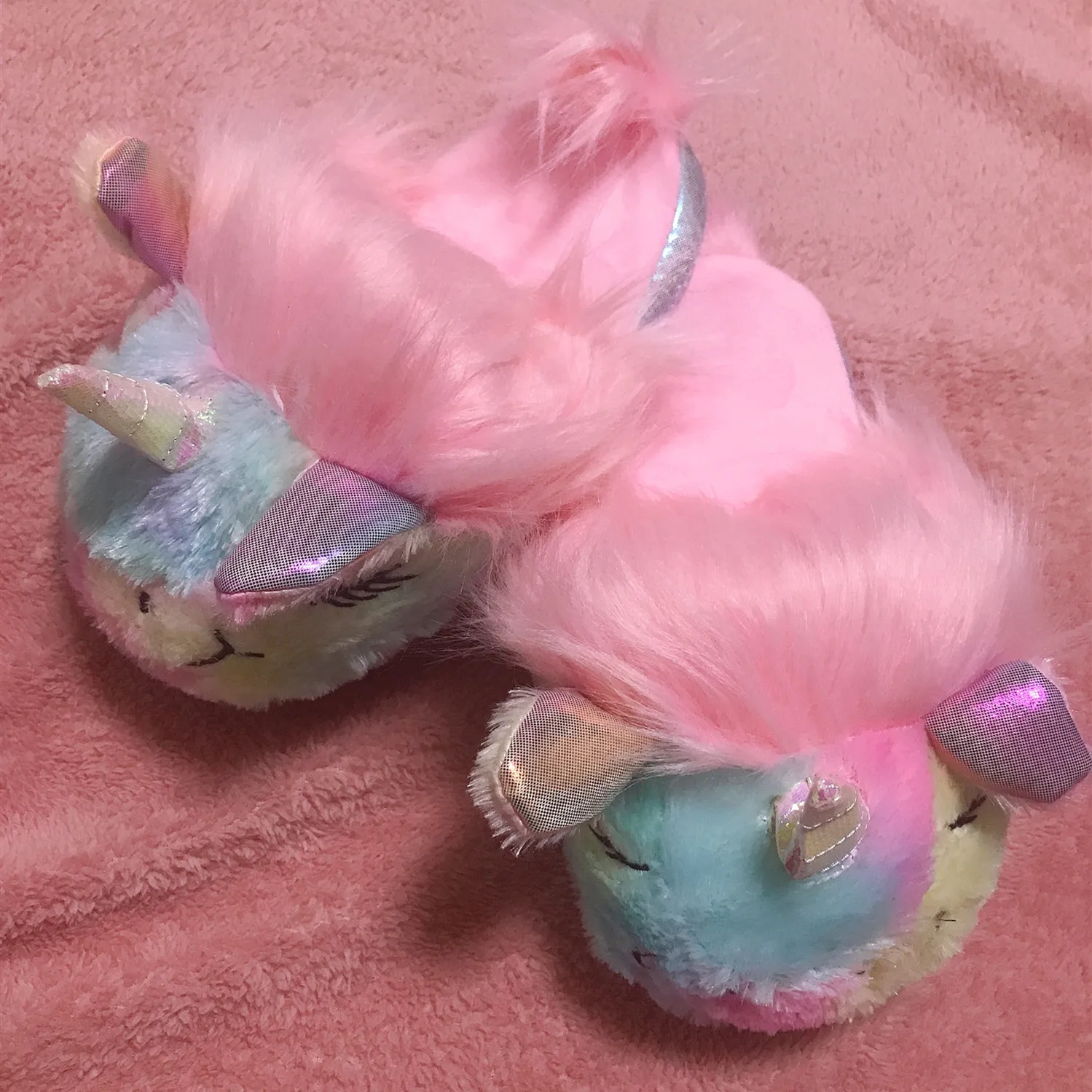 Плюшевые тапочки с единорогом для взрослых и женщин Нескользящие домашние