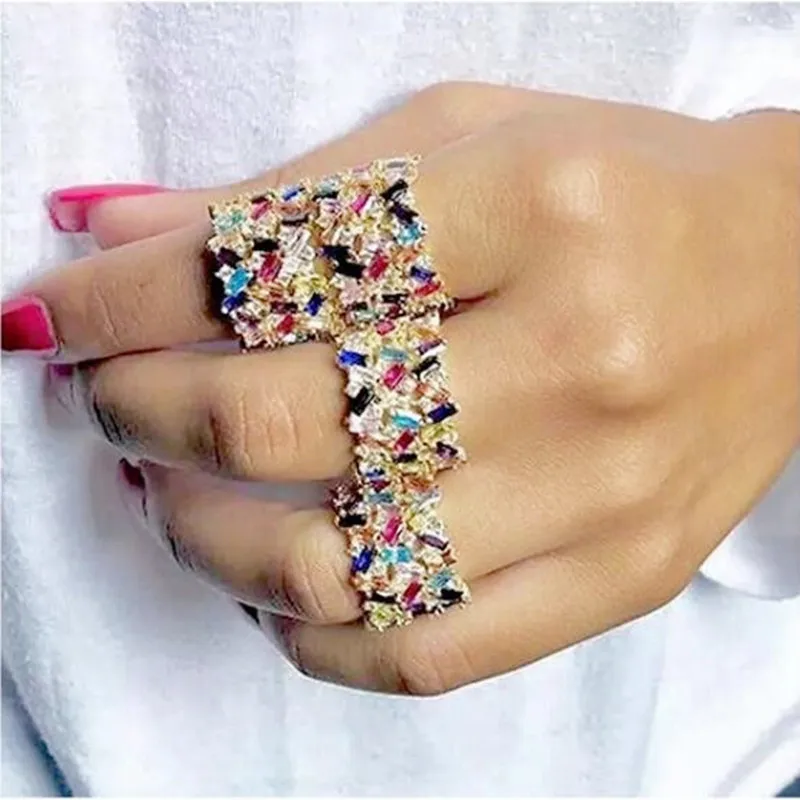 Женское кольцо с фианитом Длинное разноцветное кристаллами на костяшки пальцев