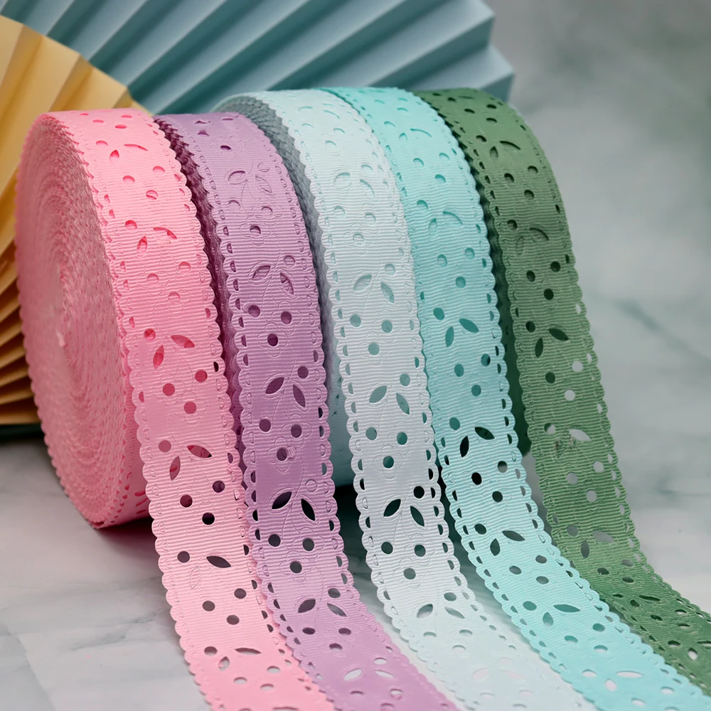 Лента в рубчик с цветочным узором 10 ярдов 30 мм |