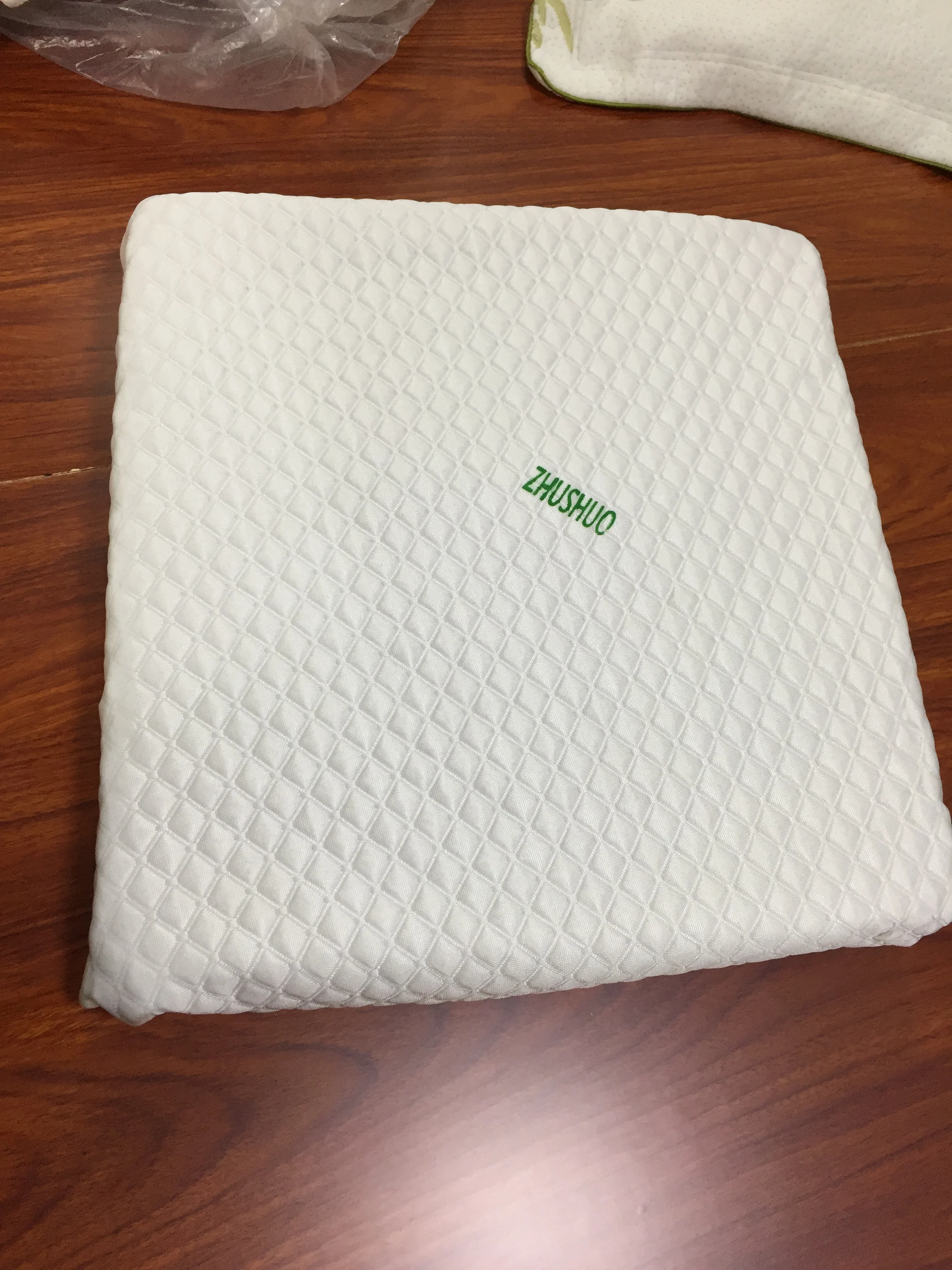 

ZHUSHUO Cushion air fiber cushion ventilates and dries quickly in summer