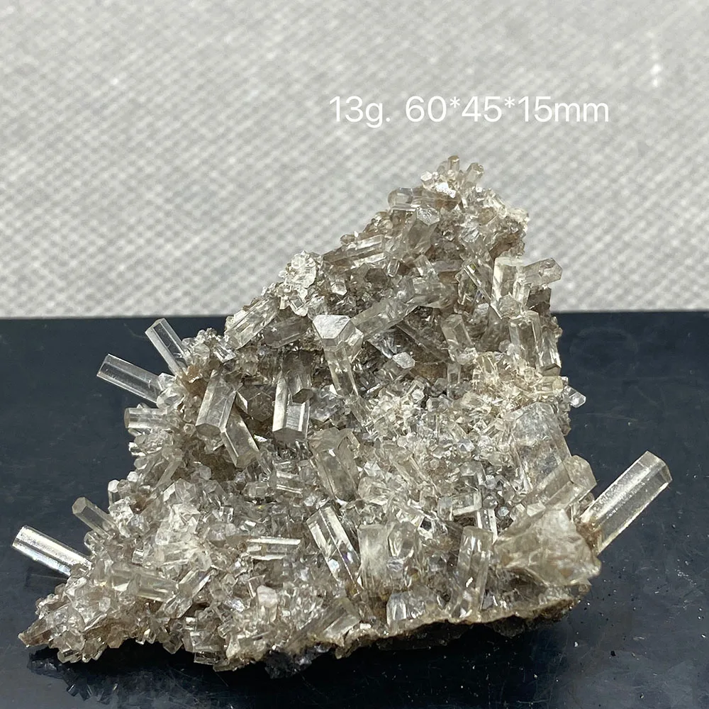 

Natural transparent columnar calcite is rare and extinct in China