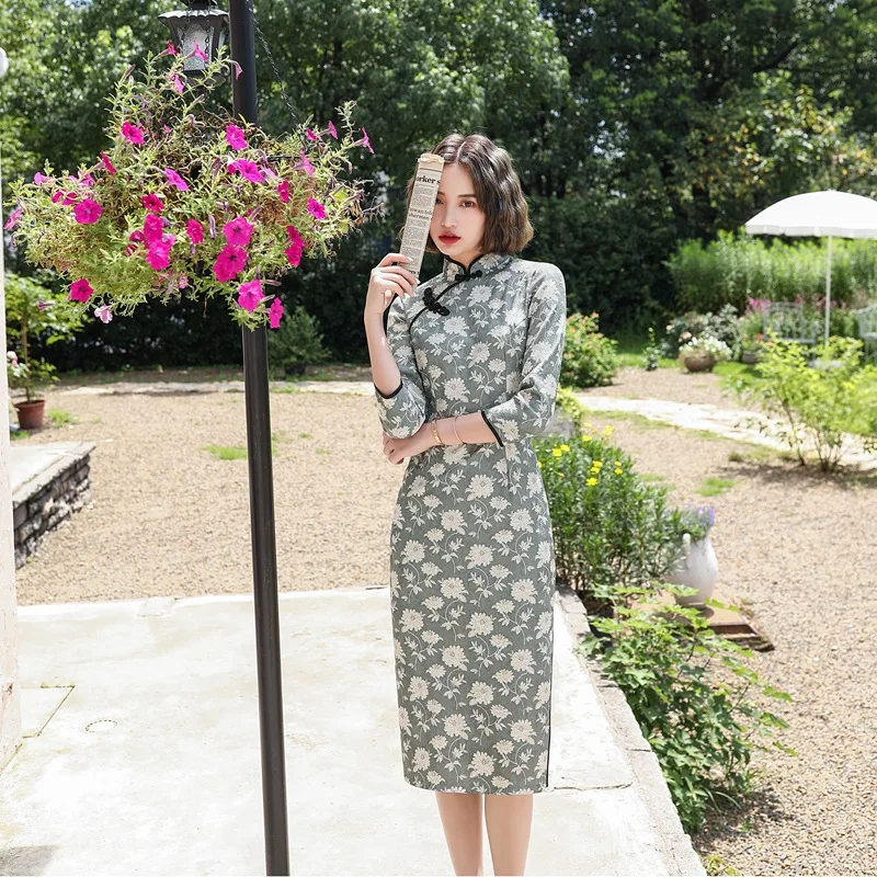 Пикантное серое короткое платье Ципао с цветочным принтом в стиле оверсайз 3XL