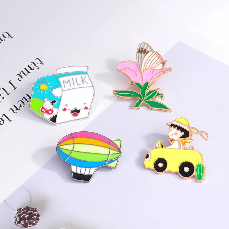 Маленький желтый автомобиль воздушный шар брошка мультфильм цветок молочное