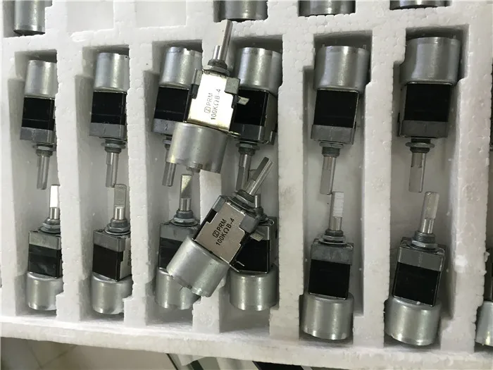 Мотор дистанционного управления 100KB-4 1615 PRM 100KB-4 с двумя потенциометрами B100K и полуручкой, 1 шт.