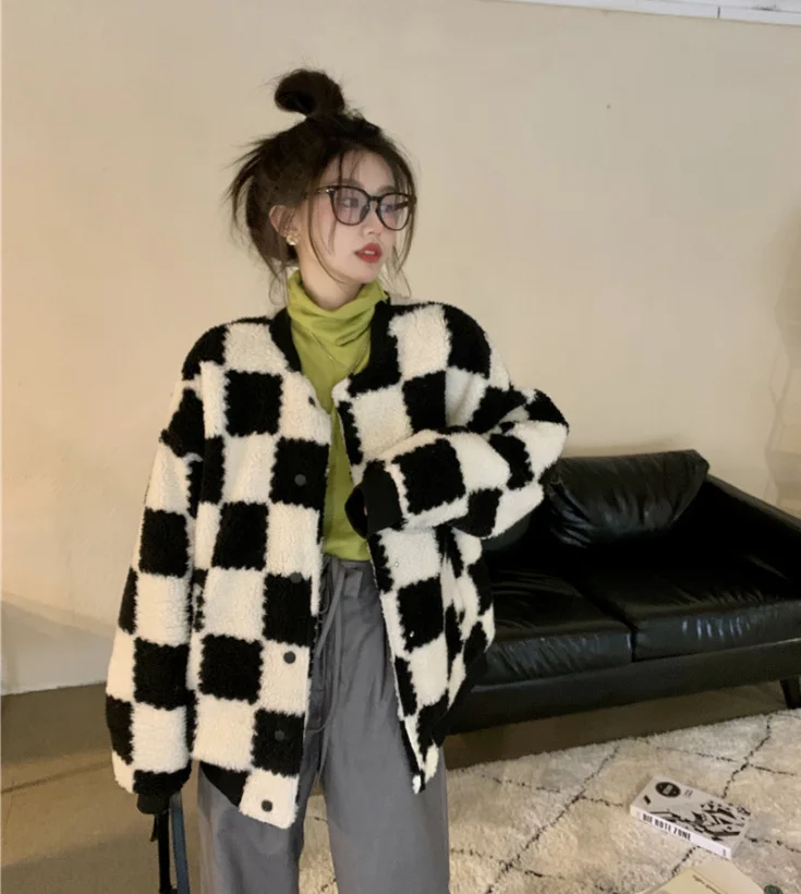 Черно-белое Шахматное пальто из овечьей шерсти женское осенне-зимнее свободное