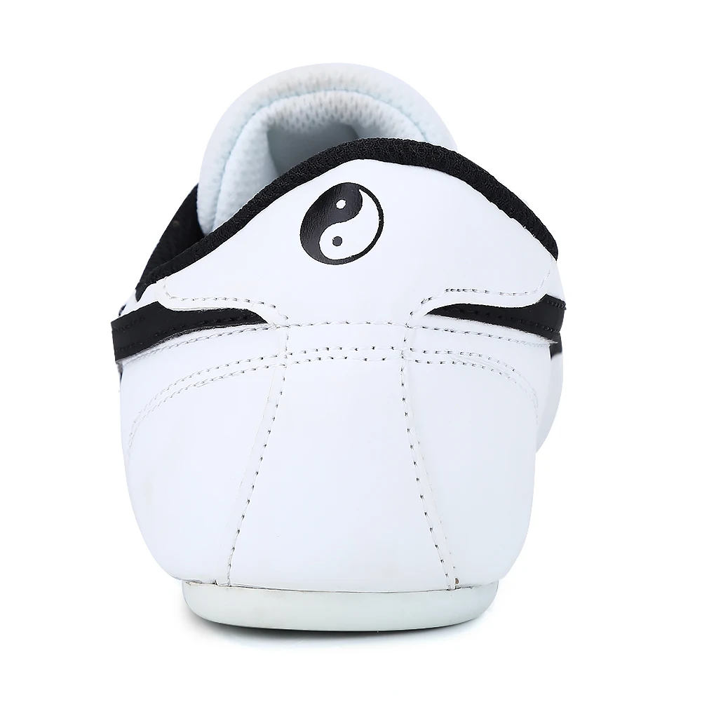 Спортивная обувь для тхэквондо занятий спортом боксом кунг-фу таичи легкая