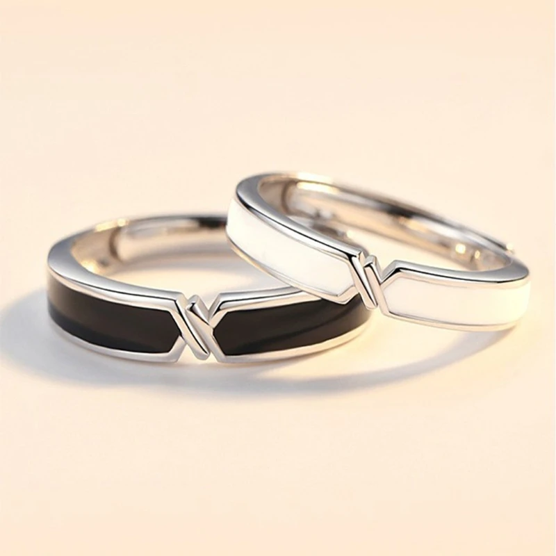 

2Pcs Black and White Lovers Knot Ring Bands Kit Couples Matching Rings Promise Wedding Bands Adjustable for Him and Her 1* M7DD