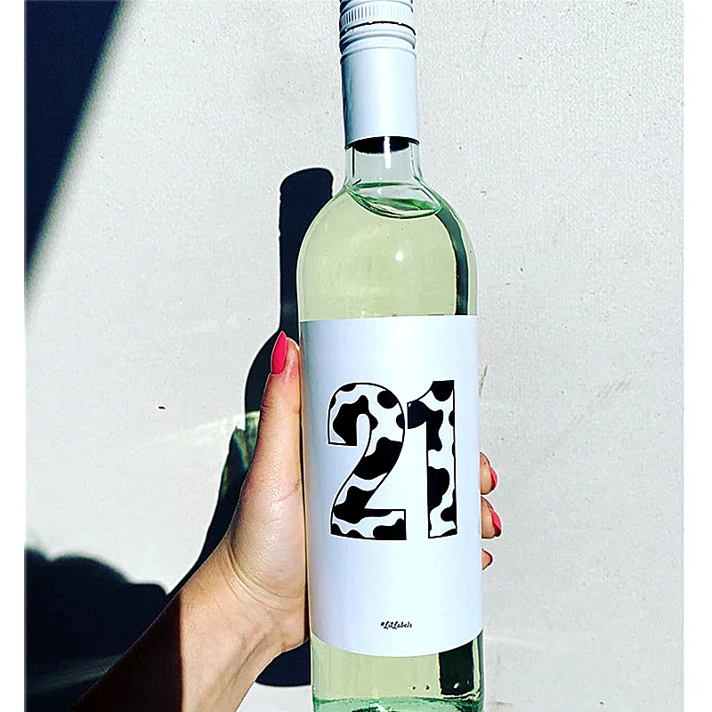 

Пользовательская этикетка для винной бутылки 21st на день рождения с коровьим узором, индивидуальные подарки идеи 21st подарок на день рождени...