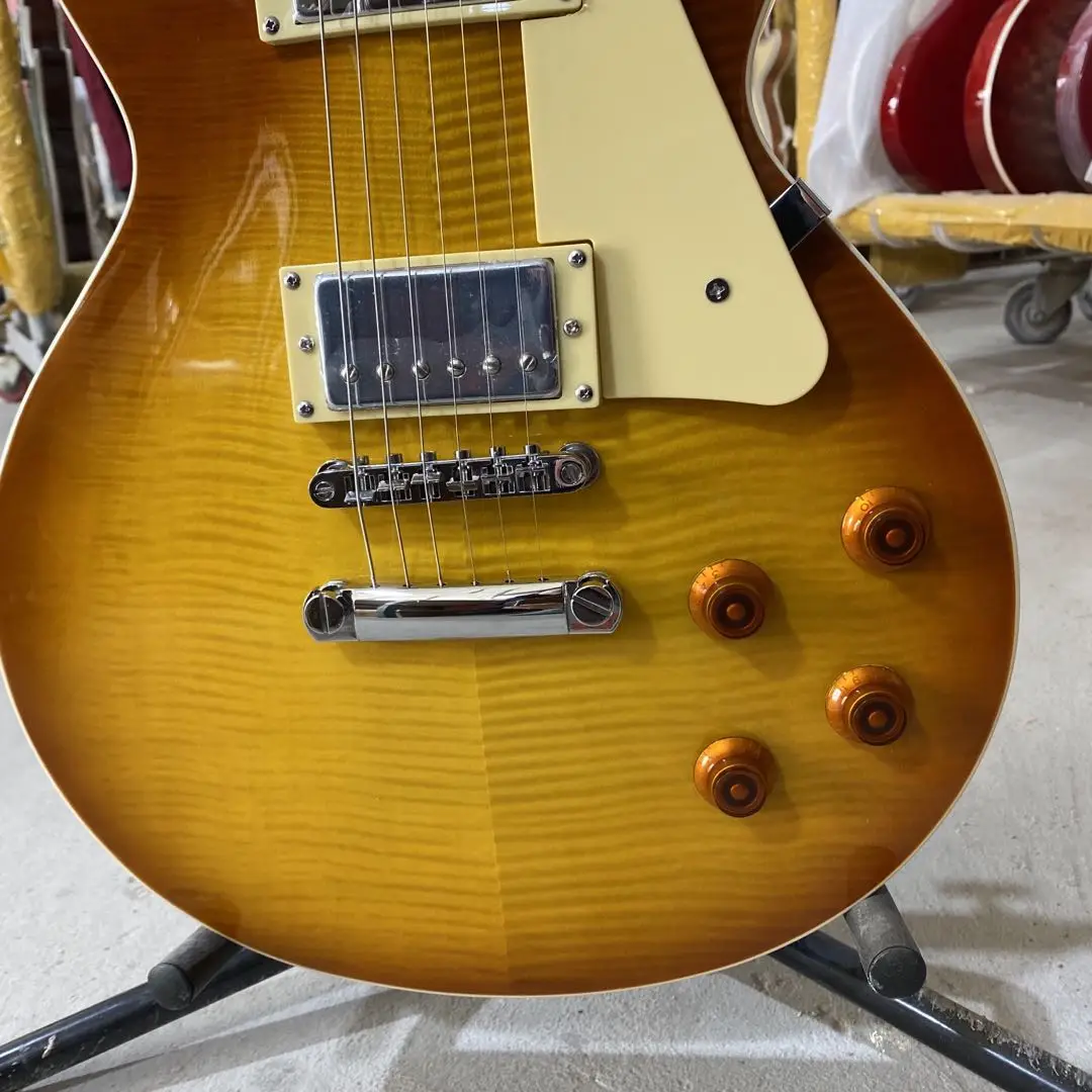 

Hot Sale Standard Electric Guitar Tiger Maple Top Chrome Hardware High Quality Free Shipping