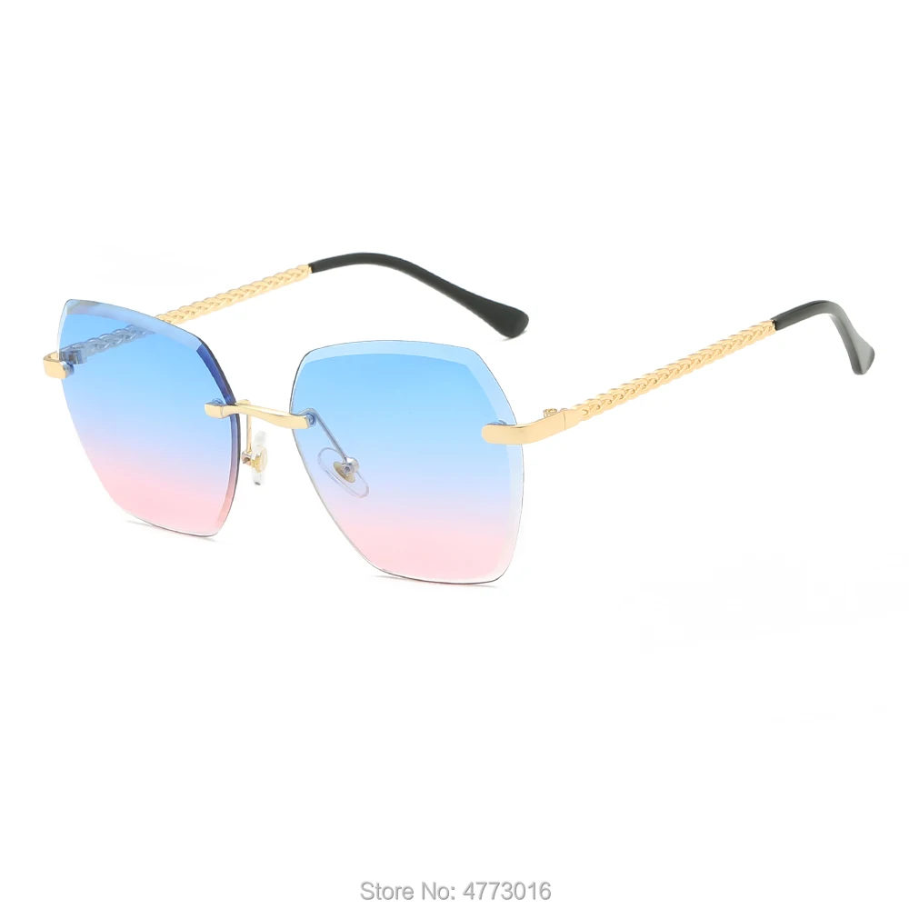 

Eyewear & Accessories