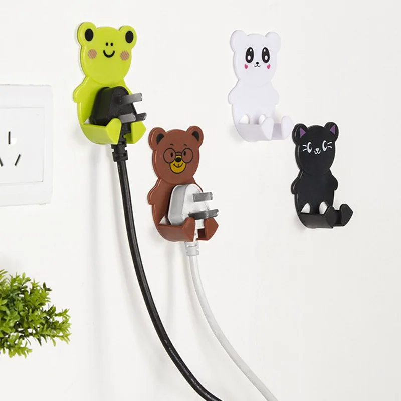 2Pcs Cute Animal Wall-Mounted Sticker Punch-free Hook Paste Plug Socket Holder Fixing Multifunctional Seamles | Дом и сад