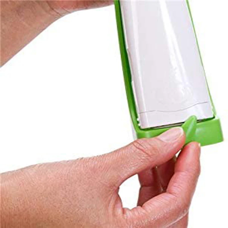 

Multi-Purpose Garlic Press Cube Garlic Cutter Magic Garlic Cube Cutter Presser Squeeze Garlic Cuber Press Chopper Slicer