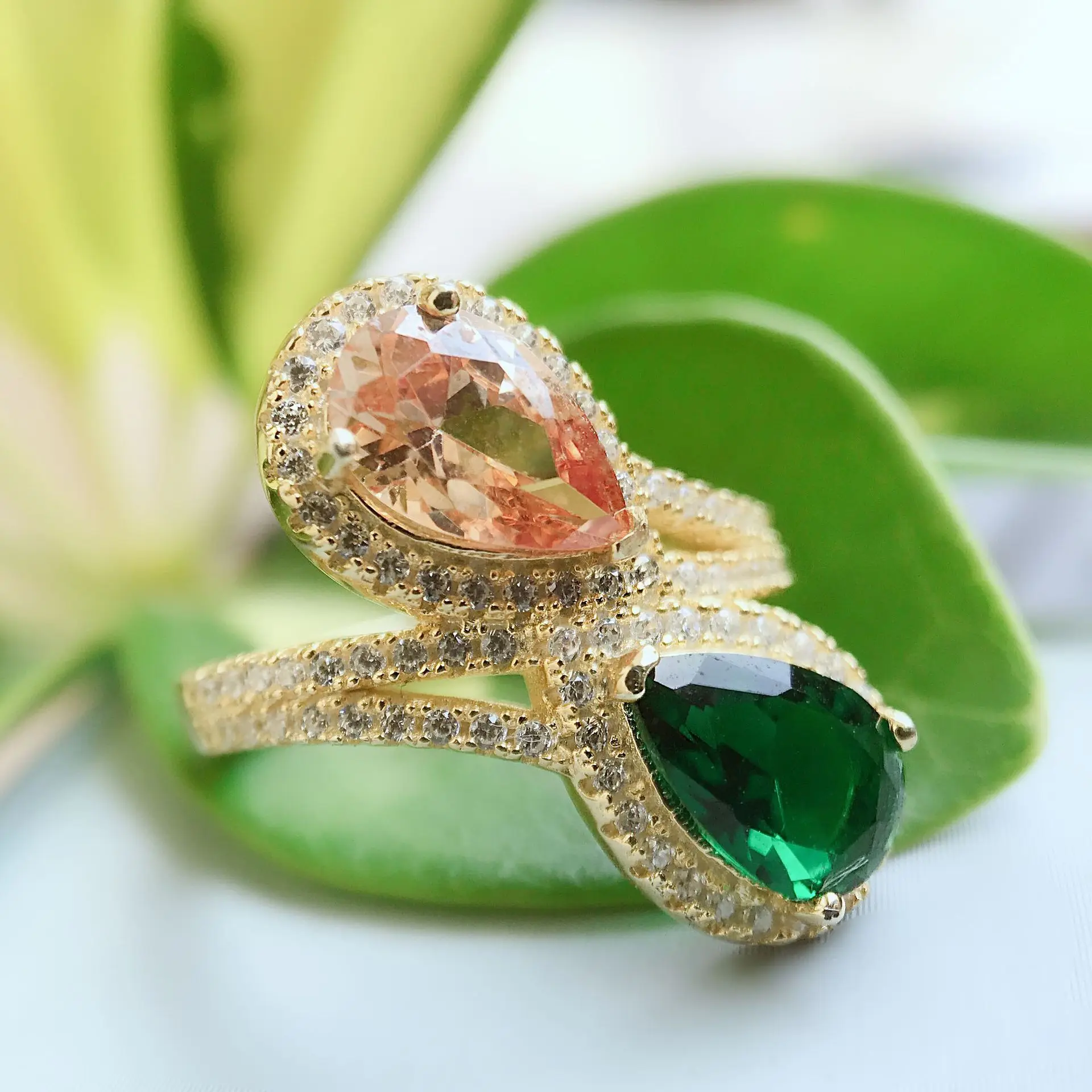 

Water drop emerald ring female S925 sterling silver plated K yellow retro colored gemstone diamond personalized female ring
