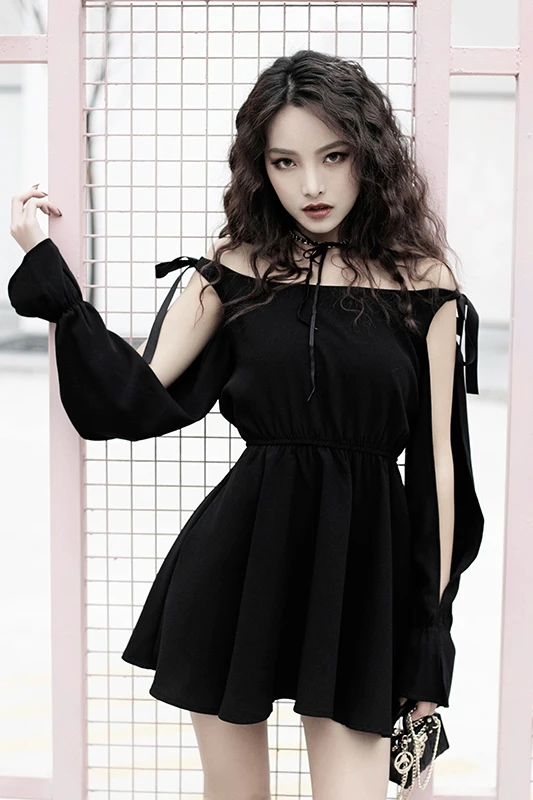 Женское мини платье Ruibbit черное ажурное с длинным рукавом в стиле панк на весну и