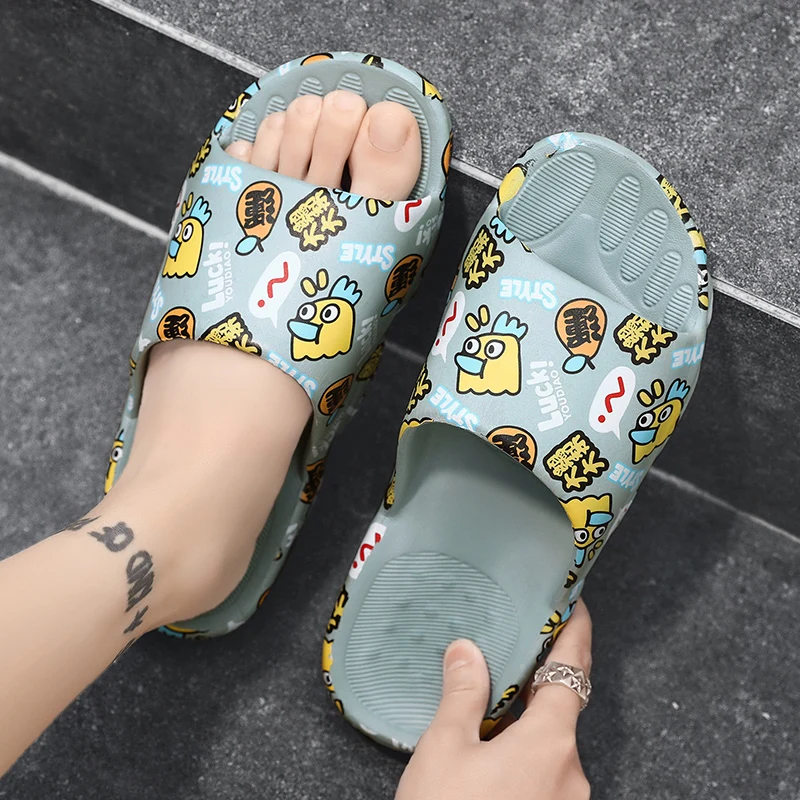 

House Slippers Man Slippers Men Indoor Fashion Light And Comfortable Casual Beach Home Man Bath Summer Soft Bathroom Printing