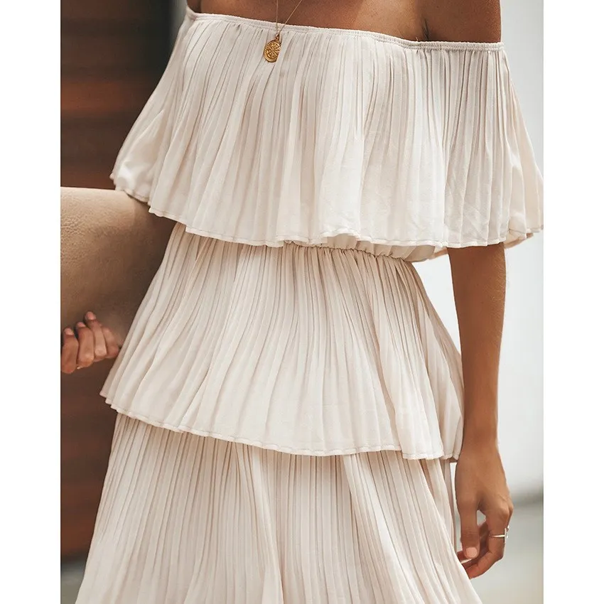 Платье пачка женское повседневное однотонное с открытыми плечами