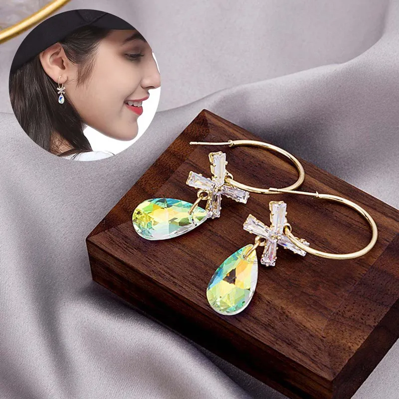 

2021 New Crystal Classic White Water Drop Women Dangle Earrings Bohemian Womens Earrings In Jewelry